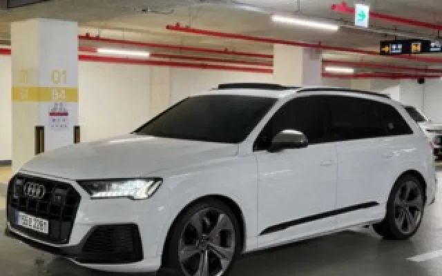 수원수입중고차직거래사이트 SQ7 (4M) 4.0 TFSI 콰트로 매물 사진 3 - 2024/09 39,329km