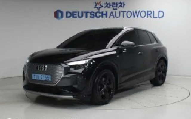 수원수입중고차직거래사이트 Q4 e-트론 40 매물 사진 4 - 2022/09 48,386km