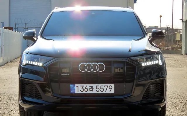 수원수입중고차직거래사이트 Q7 (4M) 55 TFSI 콰트로 프리미엄 매물 사진 10 - 2023/03 23,800km